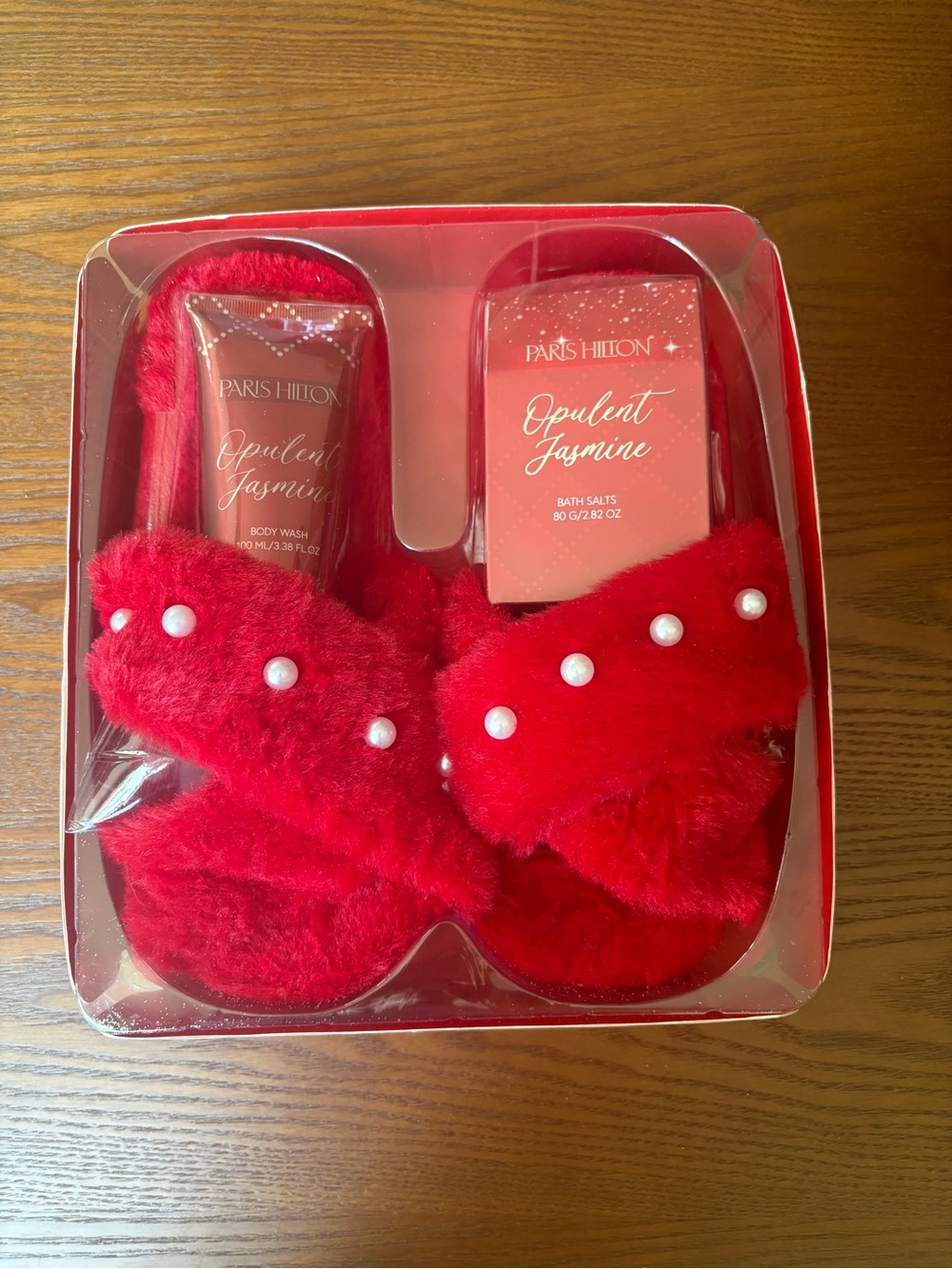 Paris Hilton Opulent Jasmine Bath Set with Red Plush Slippers GIFT SET
